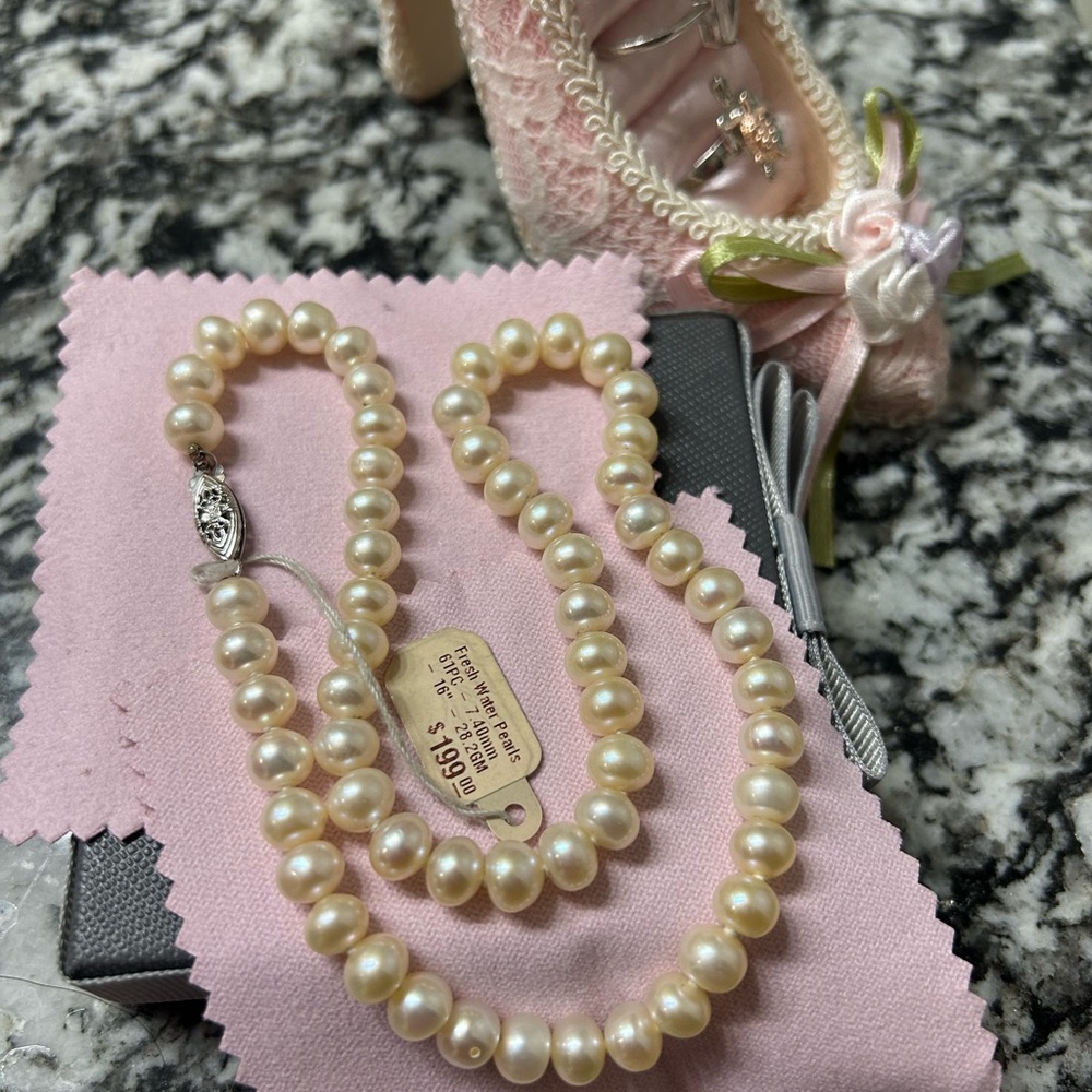 NWT Vintage Freshwater Pearl Necklace